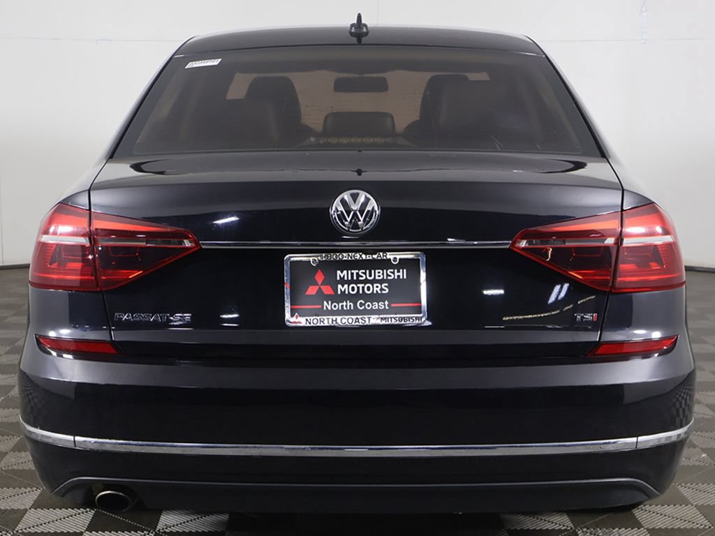 Used 2017 Volkswagen Passat 1.8T SE FWD image 11