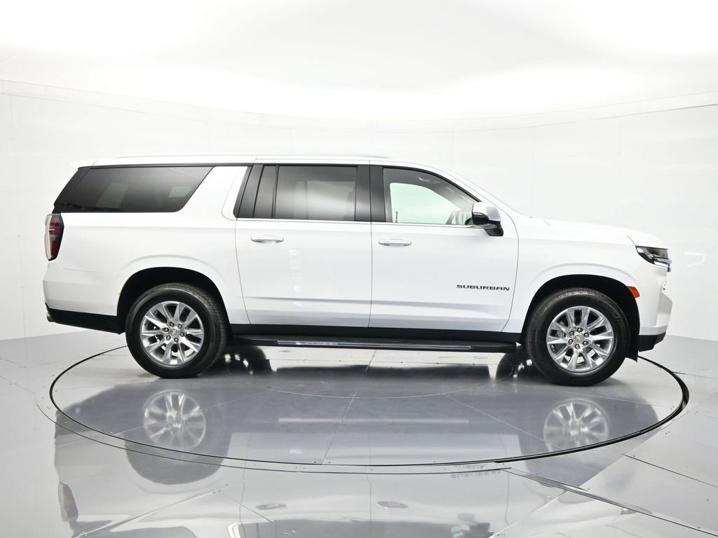 Certified 2023 Chevrolet Suburban Premier RWD image 4