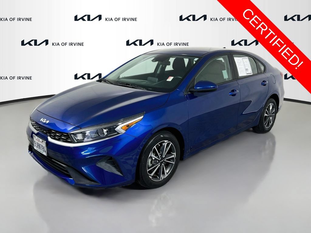 Certified 2023 Kia Forte LXS FWD image 4