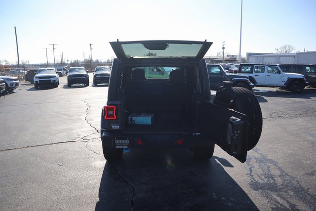 Used 2022 Jeep Wrangler Unlimited Sahara w/ Cold Weather Group image 22
