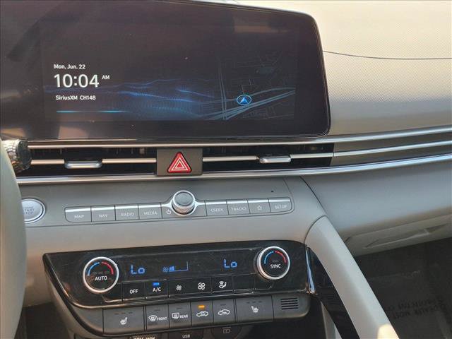 Used 2025 Hyundai Elantra SEL FWD image 13