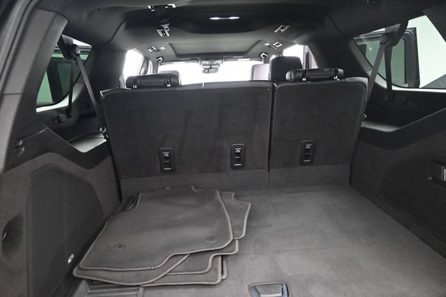 Used 2023 Cadillac Escalade ESV Premium Luxury w/ LPO, Radiant Package AWD/4WD image 20