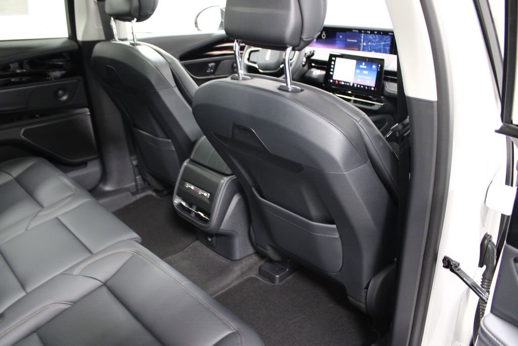 New 2026 Lincoln Nautilus Premier w/ Equipment Group 102A image 32