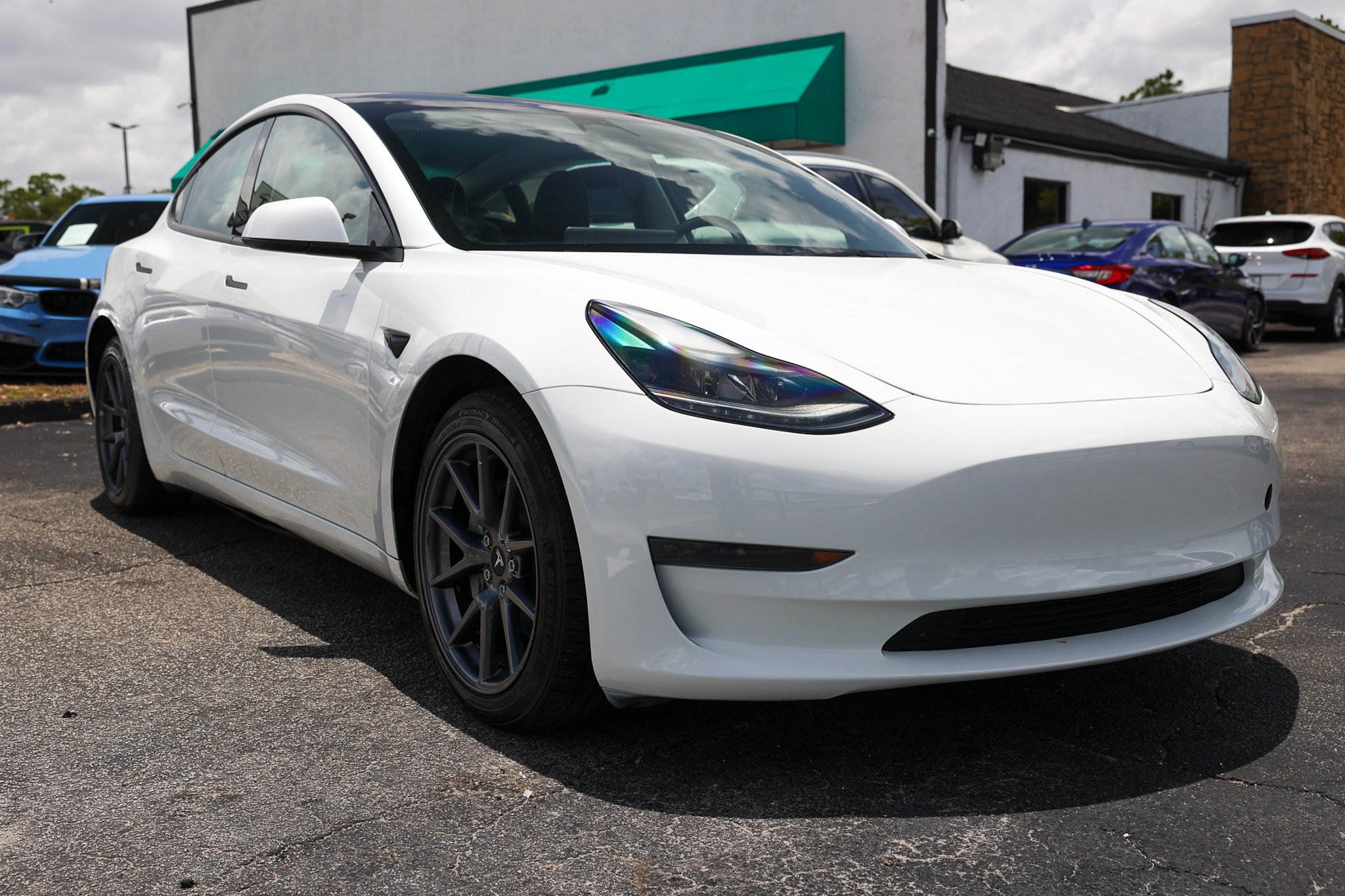 Used 2023 Tesla Model 3 Standard Range RWD image 19