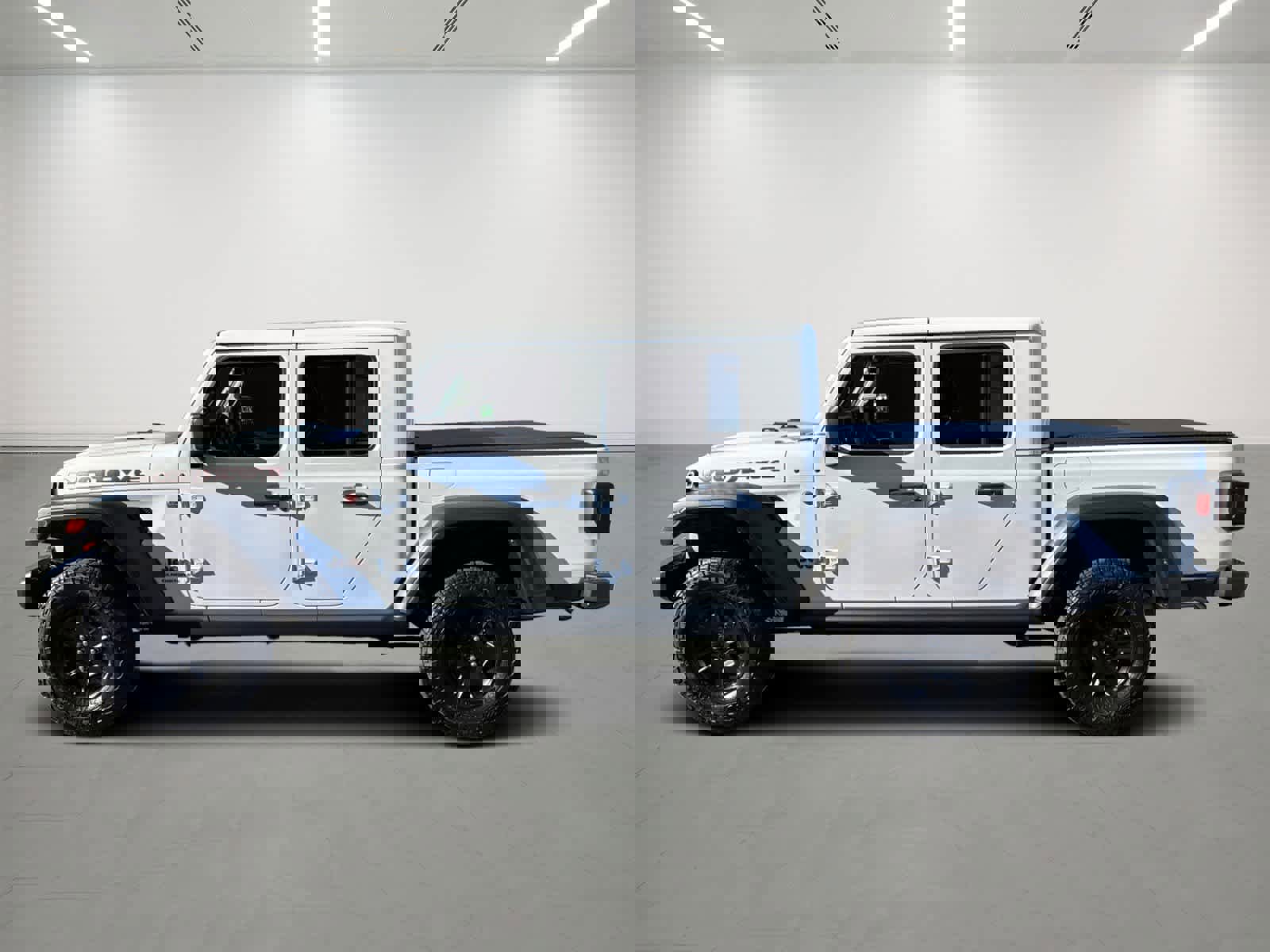 Used 2023 Jeep Gladiator Mojave w/ Cold Weather Group image 3