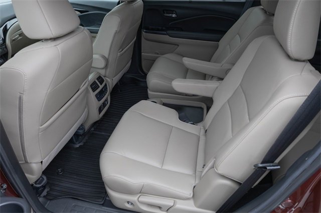 Used 2022 Honda Pilot Touring image 17