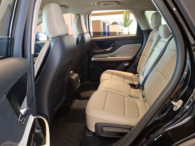 New 2026 Lincoln Corsair Reserve w/ Towing Package AWD/4WD image 5
