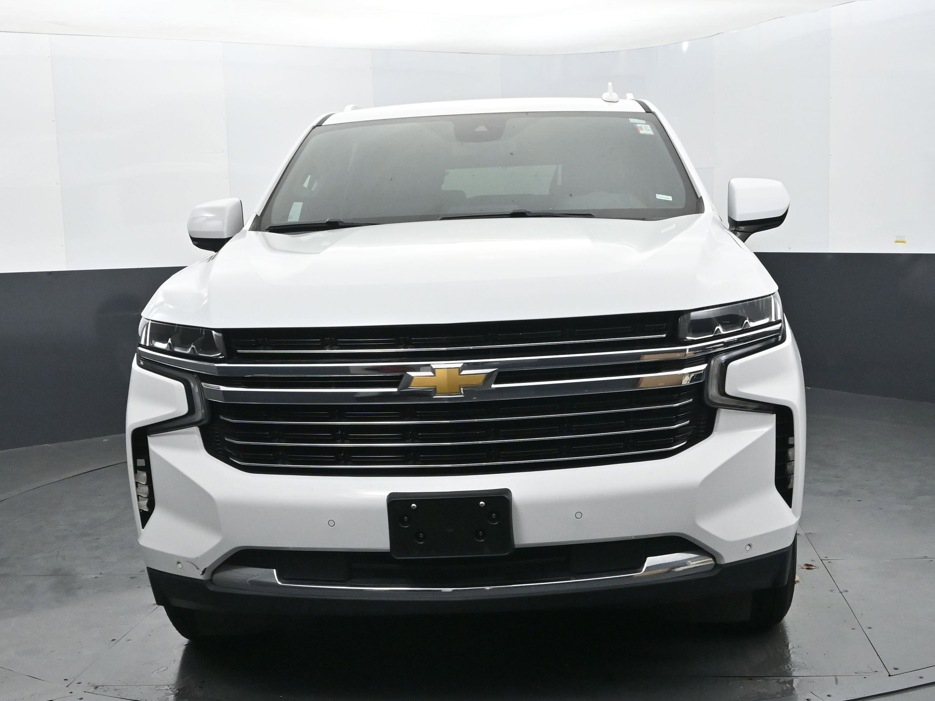 Used 2024 Chevrolet Suburban LT AWD/4WD image 8