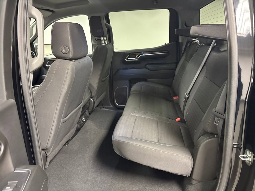 Used 2024 GMC Sierra 1500 SLE image 28