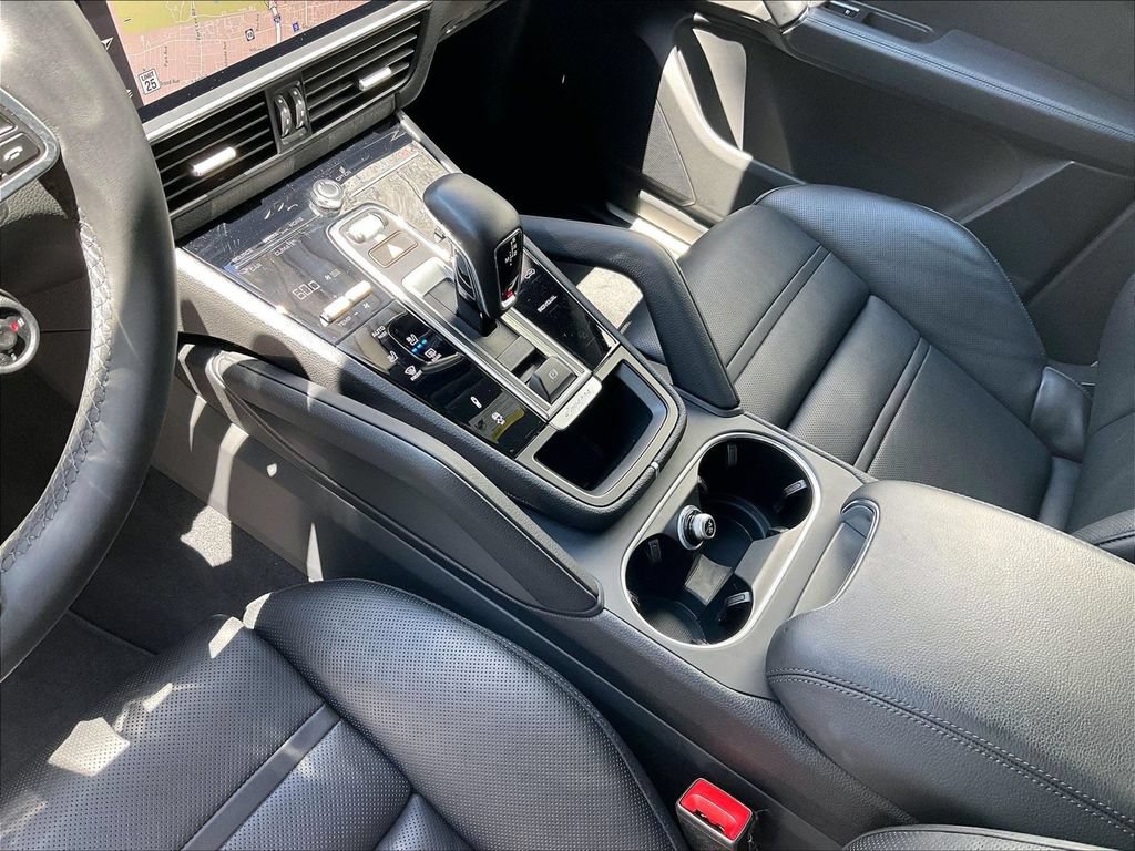 Certified 2023 Porsche Cayenne Platinum Edition AWD/4WD image 20