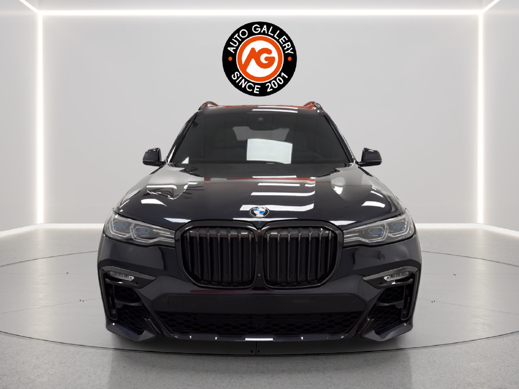 Used 2020 BMW X7 M50i w/ Dynamic Handling Package AWD/4WD image 2