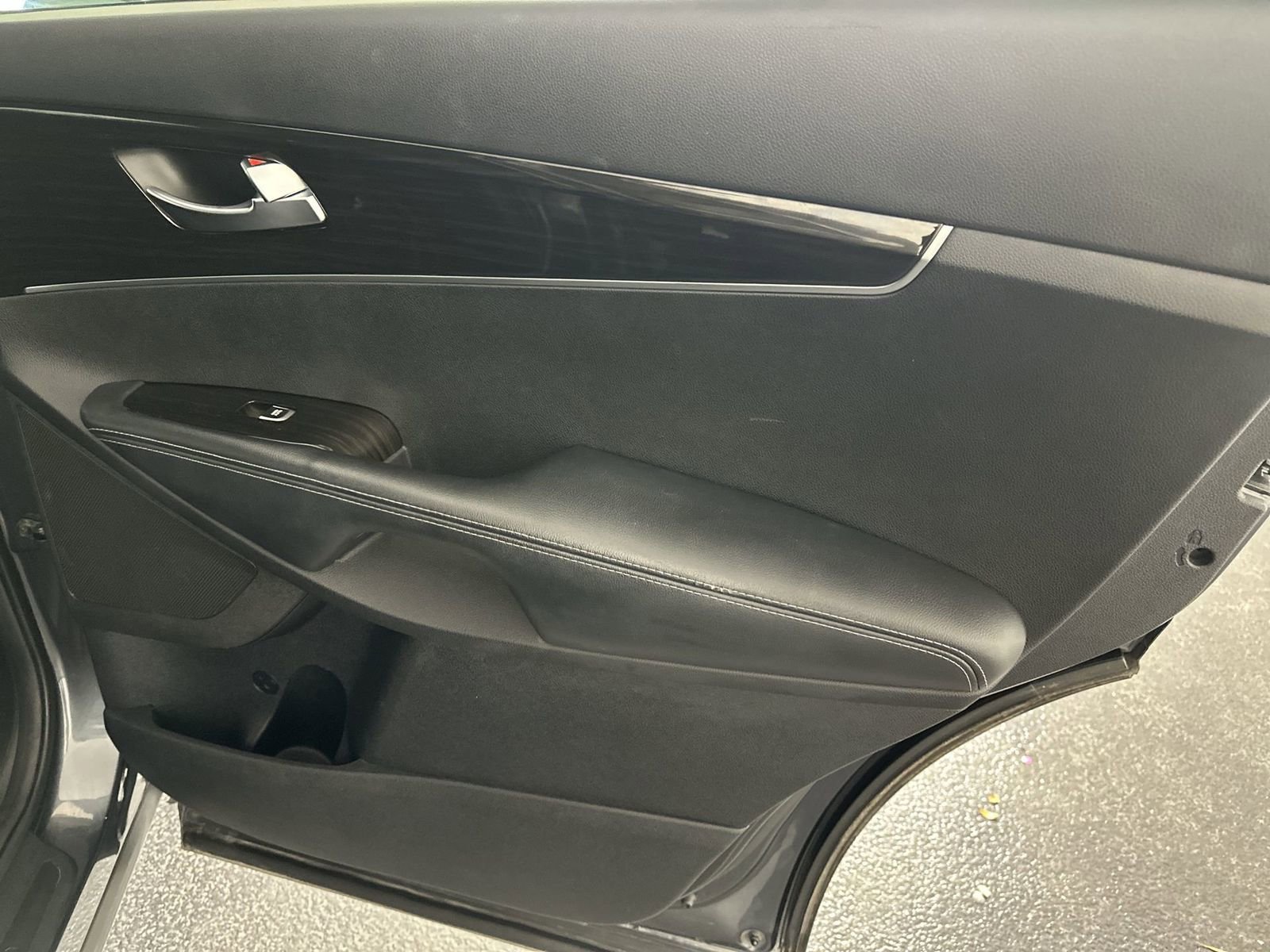 Used 2020 Kia Sorento S image 35