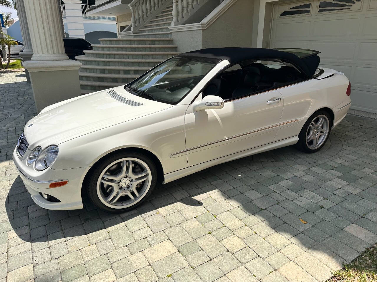 Used 2009 Mercedes-Benz CLK 550 Cabriolet image 60