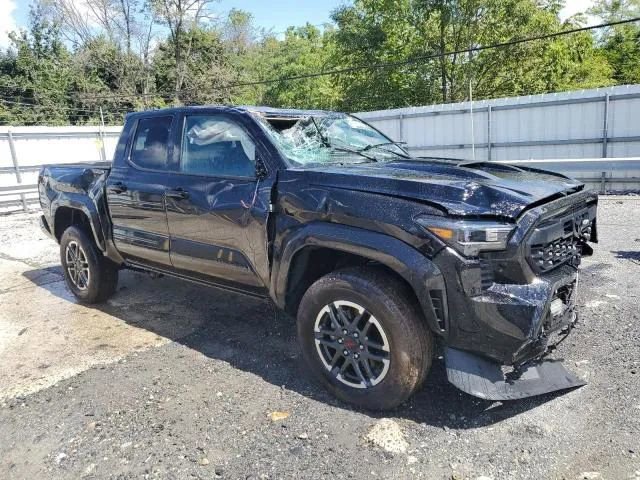 Used 2025 Toyota Tacoma TRD Sport image 4
