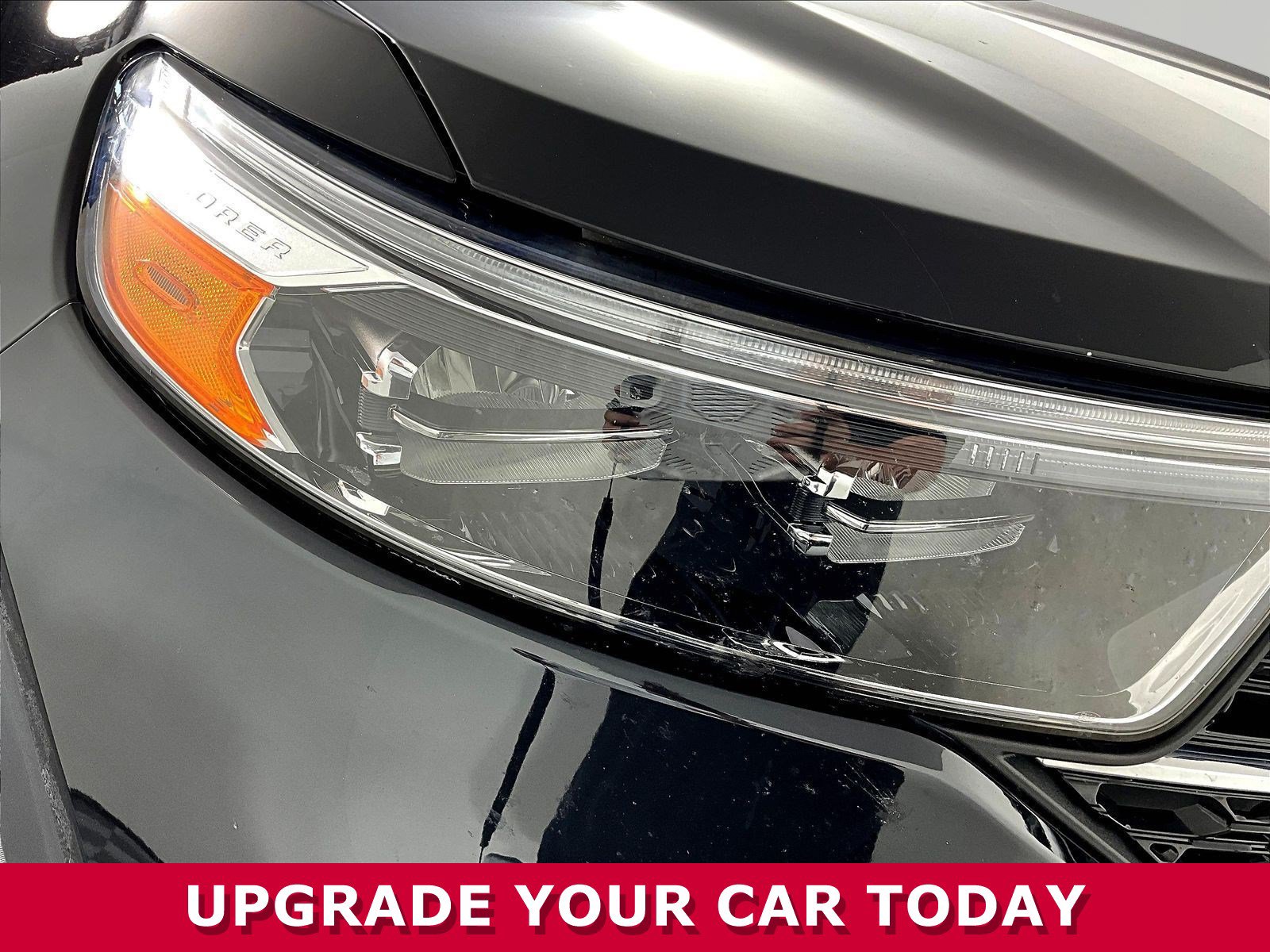 Used 2023 Ford Explorer XLT AWD/4WD image 28