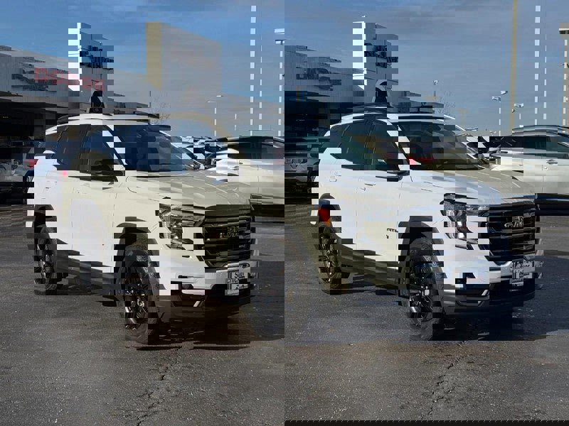 Used 2022 GMC Terrain AT4 w/ Infotainment Package II image 2