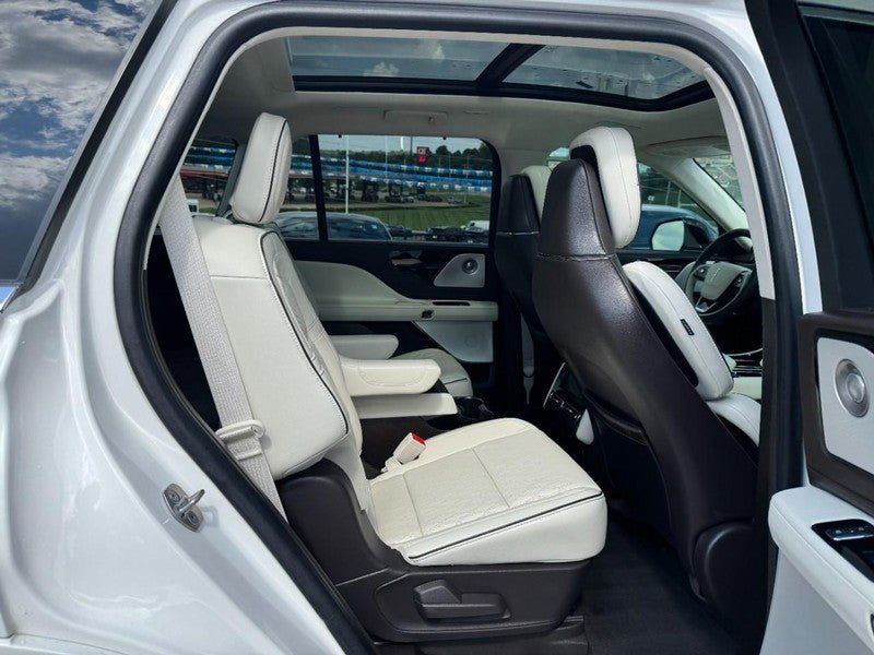 Used 2024 Lincoln Aviator Black Label w/ Dynamic Handling Package AWD/4WD image 10