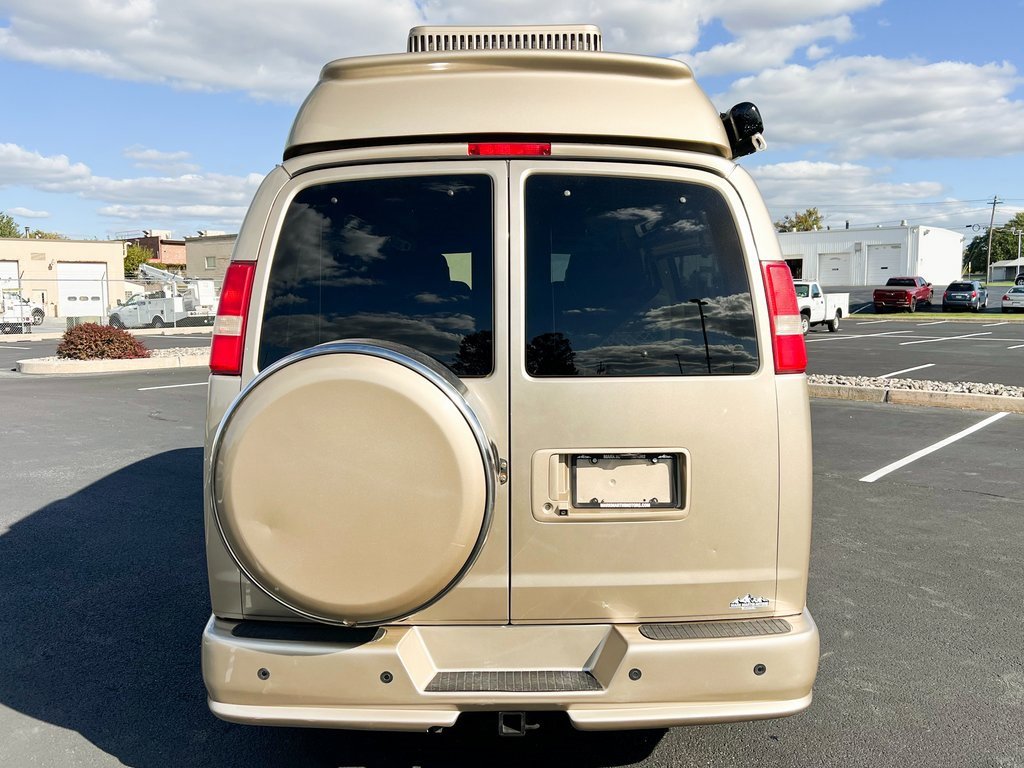 Used 2013 Chevrolet Express 2500 Extended image 8