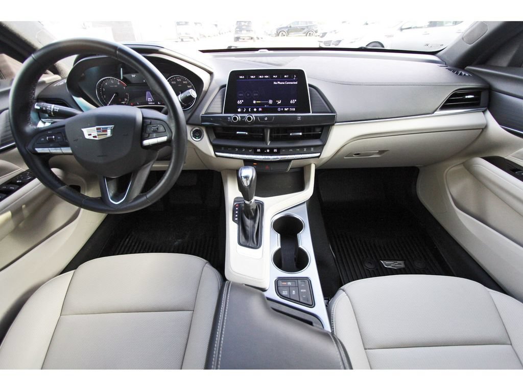Used 2021 Cadillac CT4 Premium Luxury RWD image 10