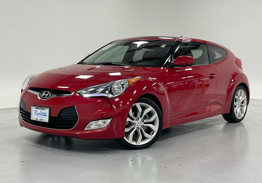 Used 2012 Hyundai Veloster w/ Style Pkg
