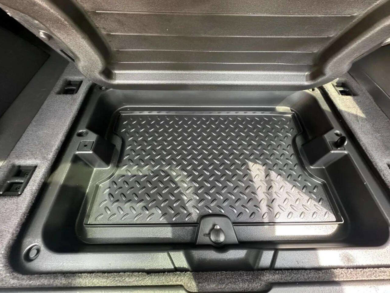 Used 2012 Jeep Liberty Sport w/ Popular Equipment Group image 40