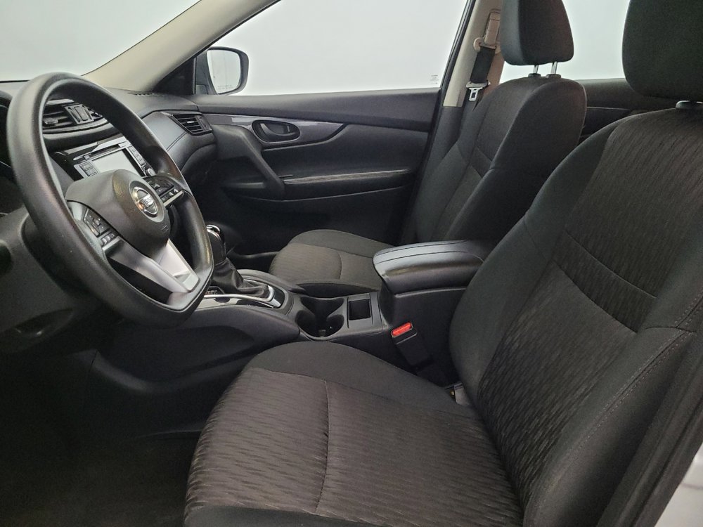 Used 2019 Nissan Rogue S image 17