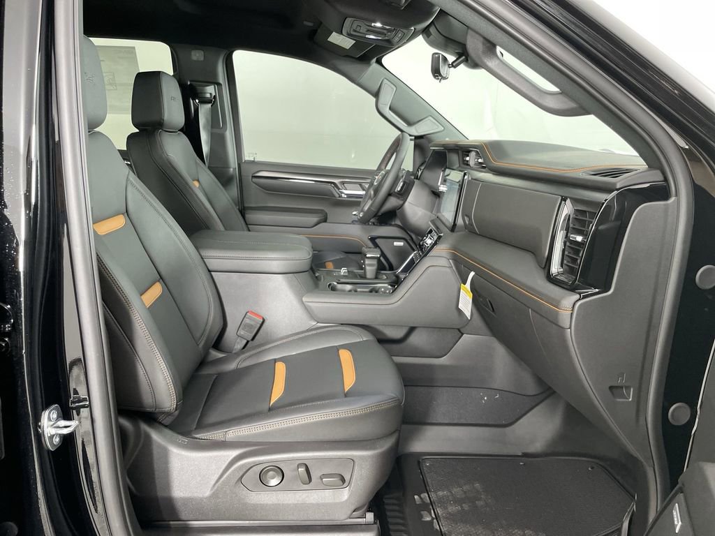 Used 2024 GMC Sierra 1500 AT4 w/ Technology Package image 28