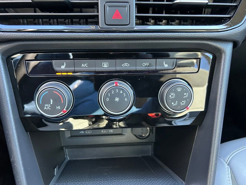 Used 2023 Volkswagen Taos SE image 14