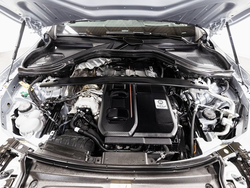Used 2025 Mercedes-Benz GLC 63 AMG S w/ Driver Assistance Package image 34