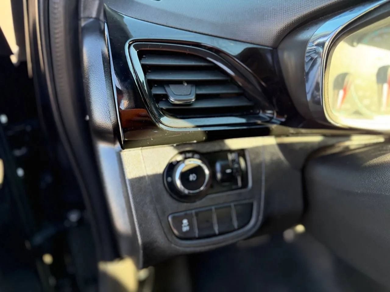 Used 2017 Chevrolet Spark LT image 36