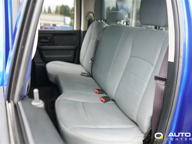 Used 2018 RAM 1500 ST w/ SXT Appearance Group AWD/4WD image 24