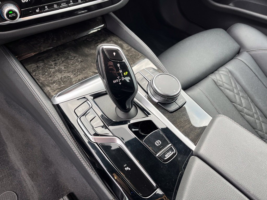 Used 2023 BMW 530i xDrive w/ M Sport Package AWD/4WD image 36