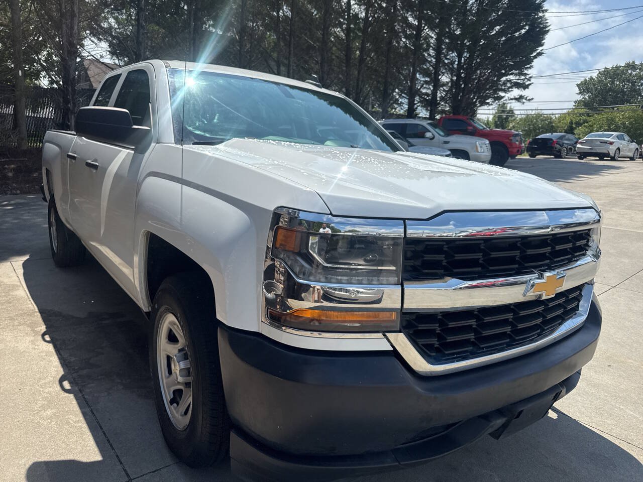 Used 2017 Chevrolet Silverado 1500 W/T RWD image 7