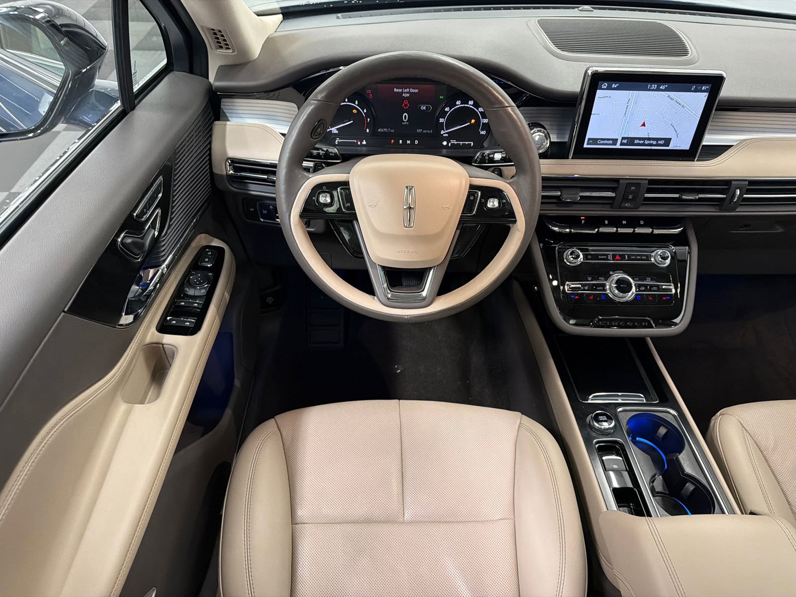 Used 2022 Lincoln Corsair AWD w/ Premium Package image 21