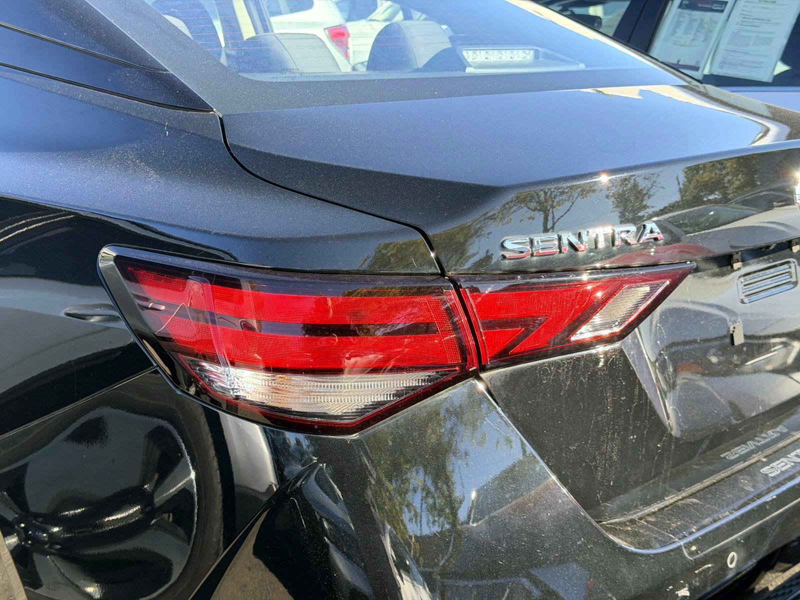 Used 2023 Nissan Sentra SV w/ All-Weather Package FWD image 8