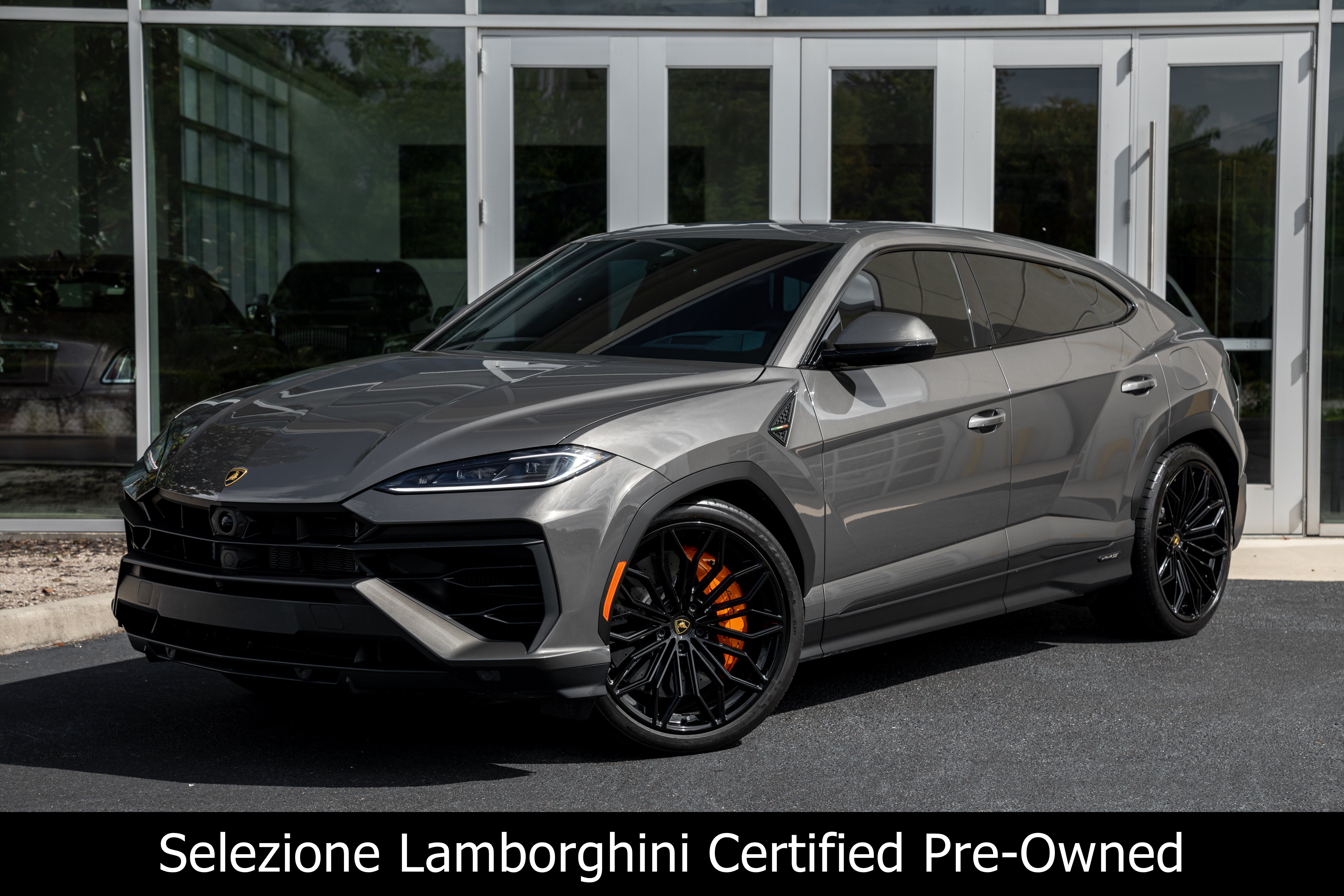 Used 2025 Lamborghini Urus Performante AWD/4WD image 1