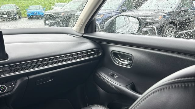 Used 2026 Honda HR-V EX-L image 27