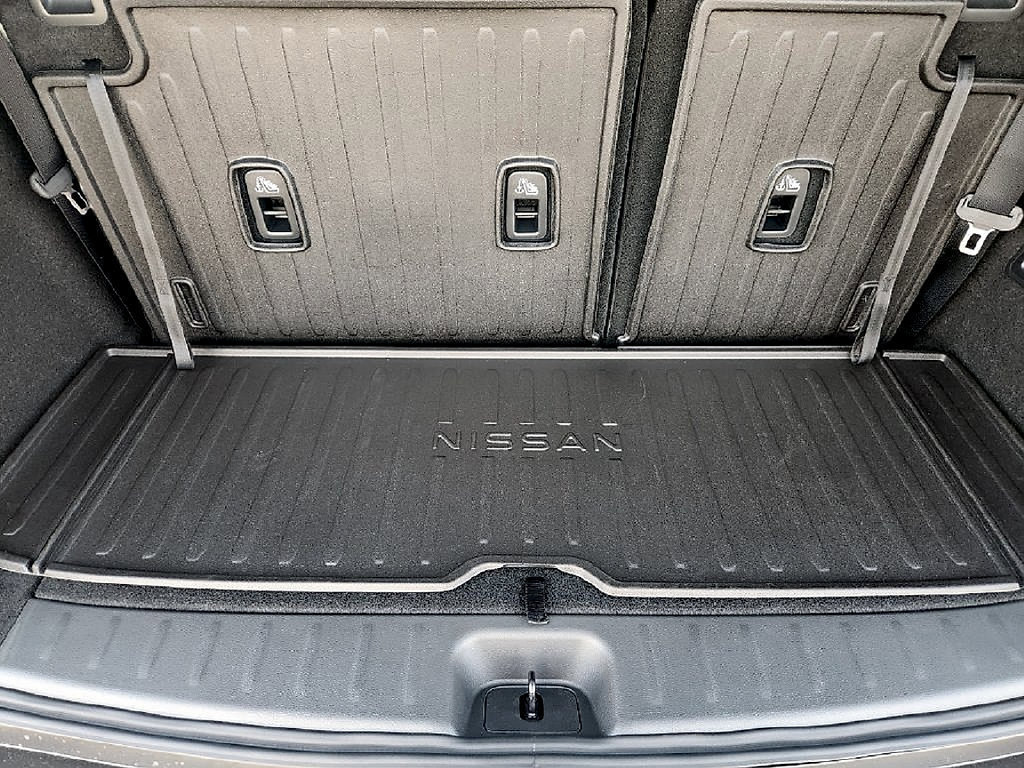 New 2026 Nissan Pathfinder SV w/ Cargo Package FWD image 26