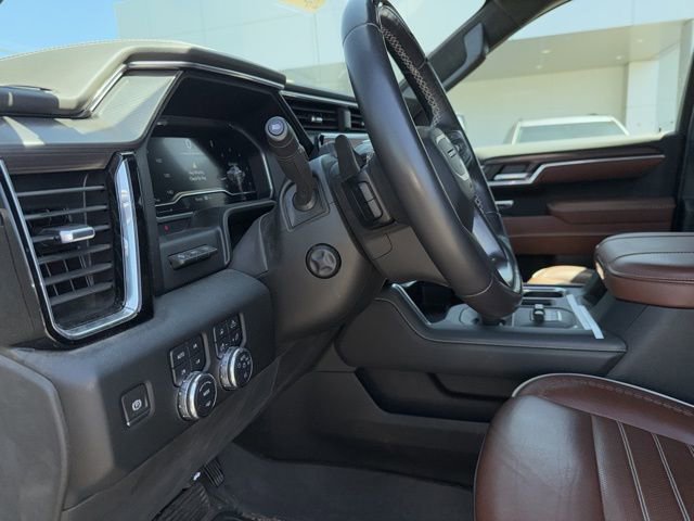 Used 2023 GMC Sierra 1500 Denali Ultimate AWD/4WD image 41