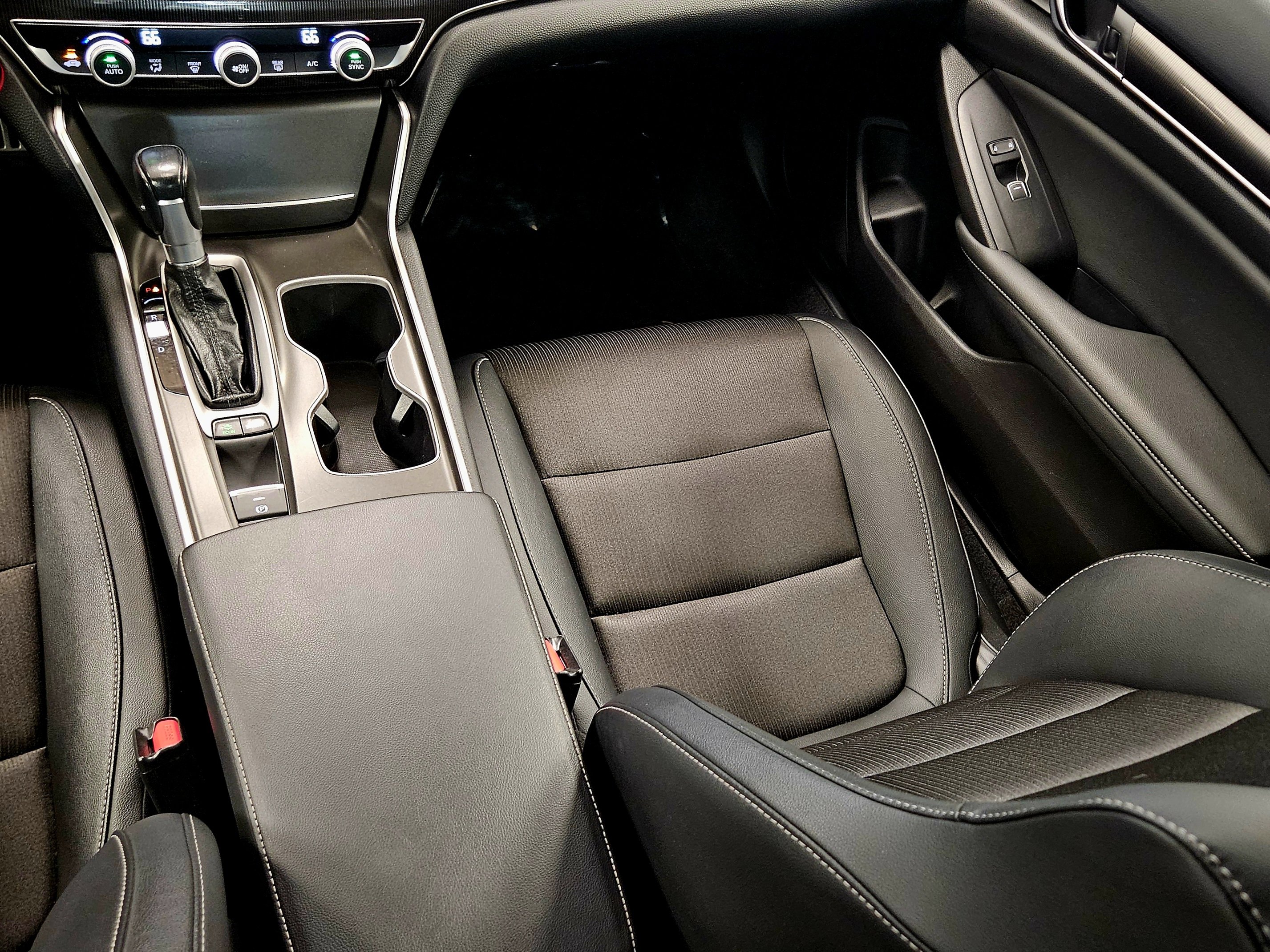 Used 2020 Honda Accord Sport image 16