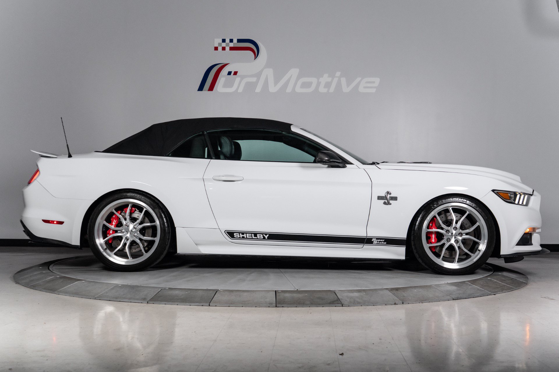 Used 2015 Ford Mustang GT Premium w/ Equipment Group 401A RWD image 22