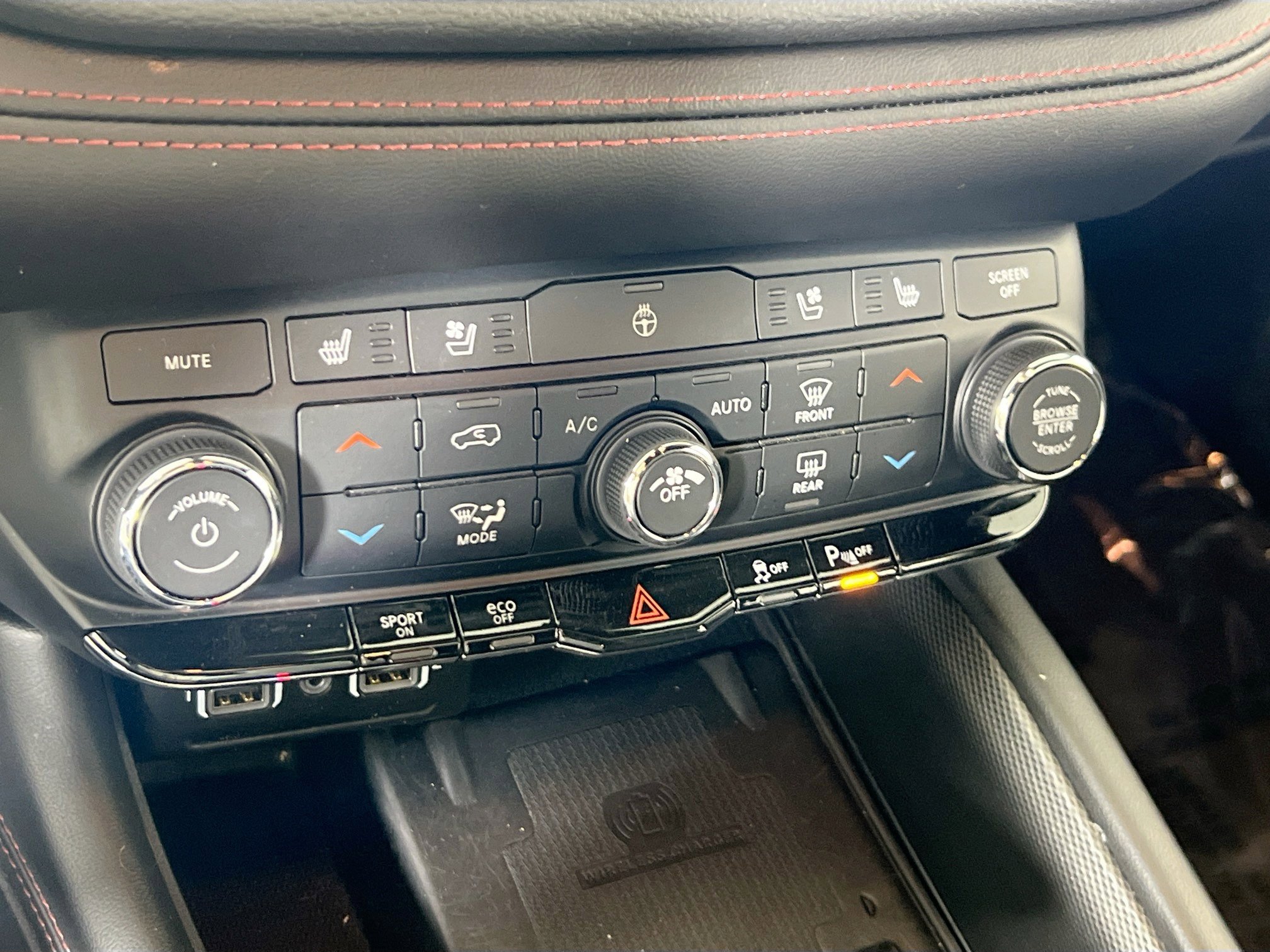 Used 2022 Dodge Durango R/T image 16