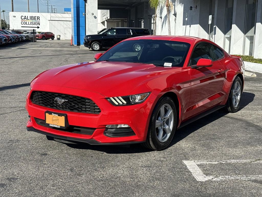 Used 2015 Ford Mustang Coupe image 6