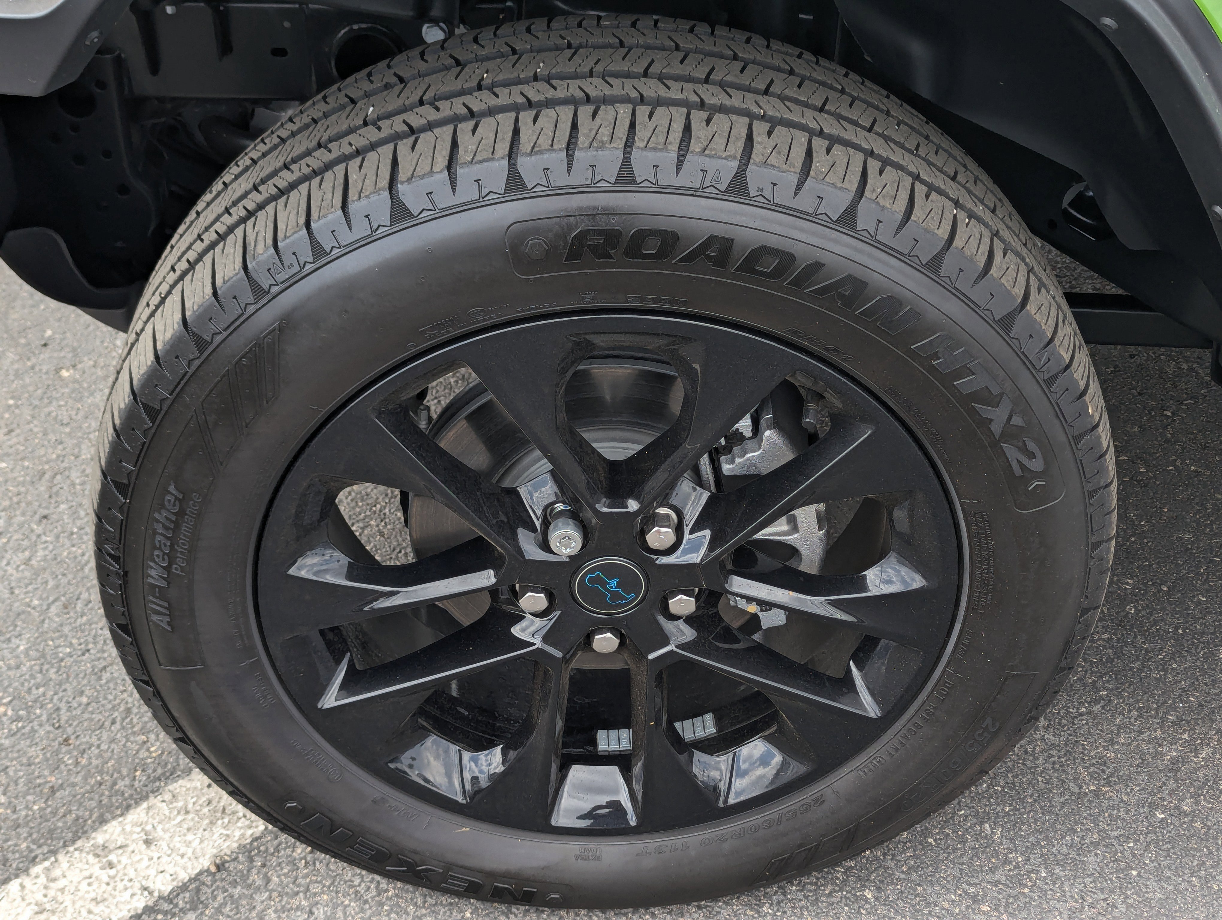 New 2025 Jeep Wrangler Sahara image 7