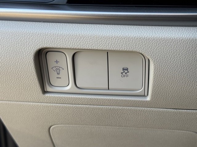 New 2026 Kia Sorento S w/ S Panoramic Sunroof Package image 23