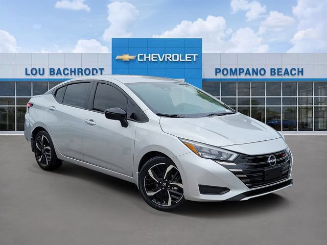 Used 2025 Nissan Versa SR w/ Trunk Package
