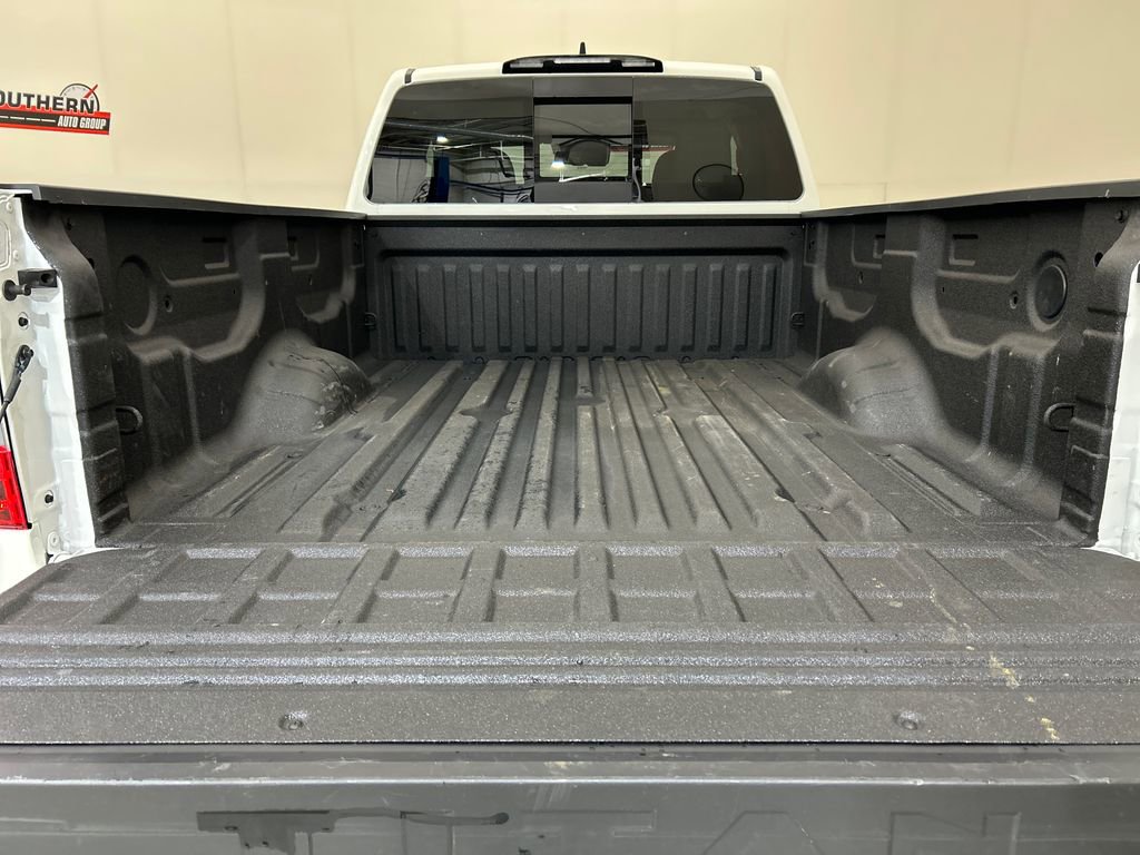 Used 2024 Nissan Titan SV w/ Accessory Utility Package AWD/4WD image 5