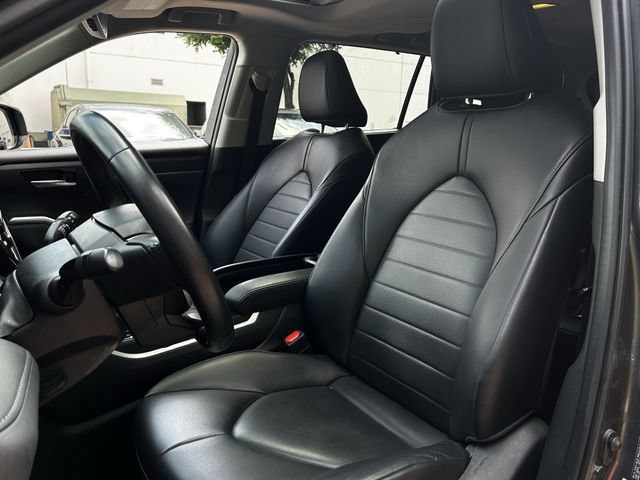 Used 2023 Toyota Highlander XLE FWD image 29