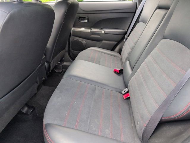 Used 2025 Mitsubishi Outlander Sport SE AWD/4WD image 27