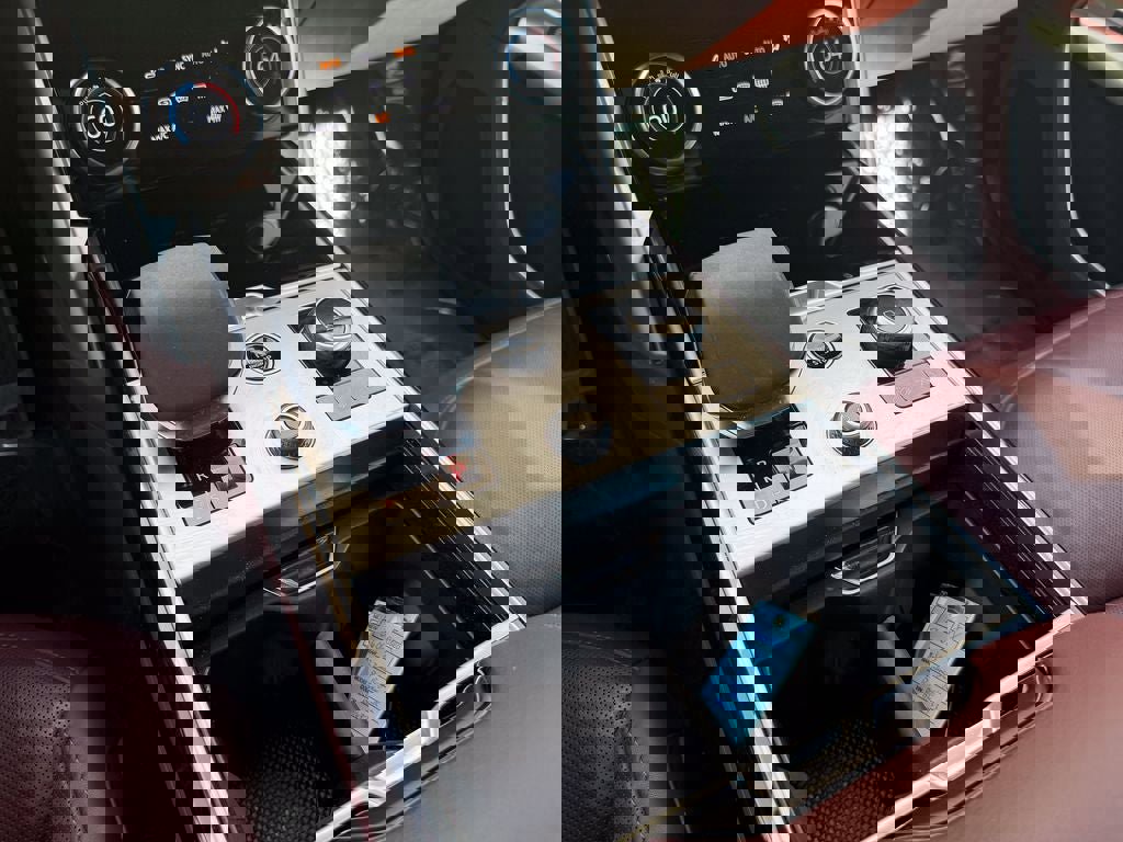 Used 2023 Land Rover Range Rover SE AWD/4WD image 33